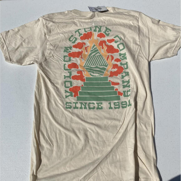 Rare Volcom Mens Surf Tshirt Tee 100% Cotton Size Small Wave Graphic Print 2016 - Picture 2 of 6